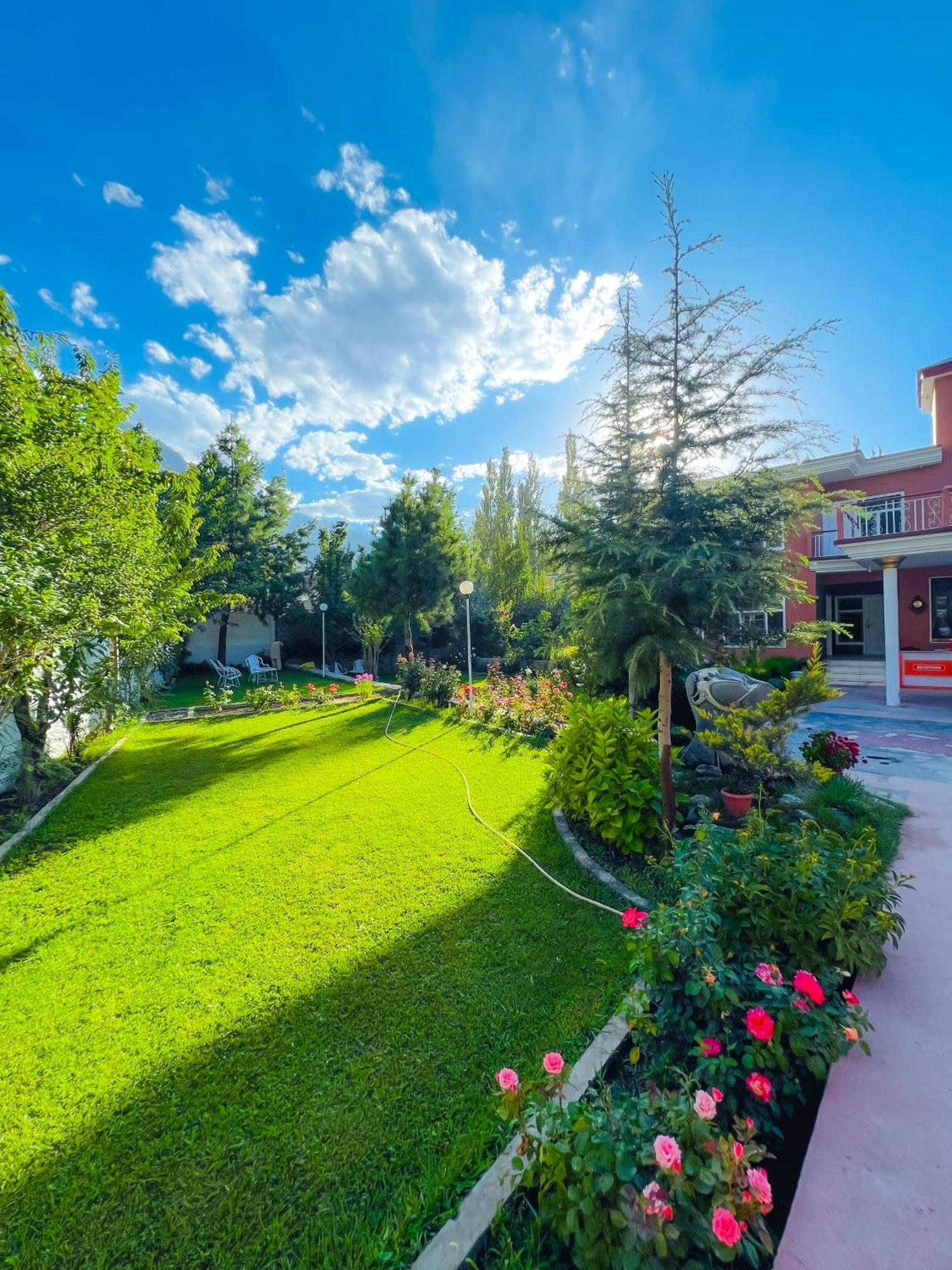 Taaj Residence Skardu Exterior photo